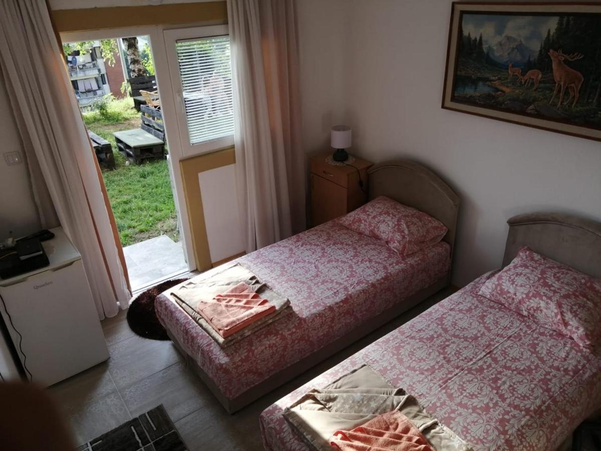 Apartment Buklija Плужине Екстер'єр фото