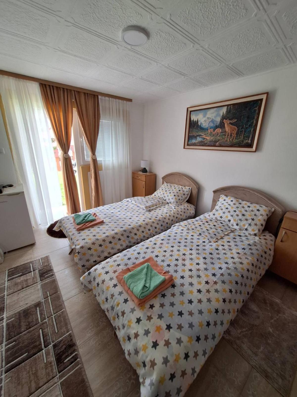 Apartment Buklija Плужине Екстер'єр фото