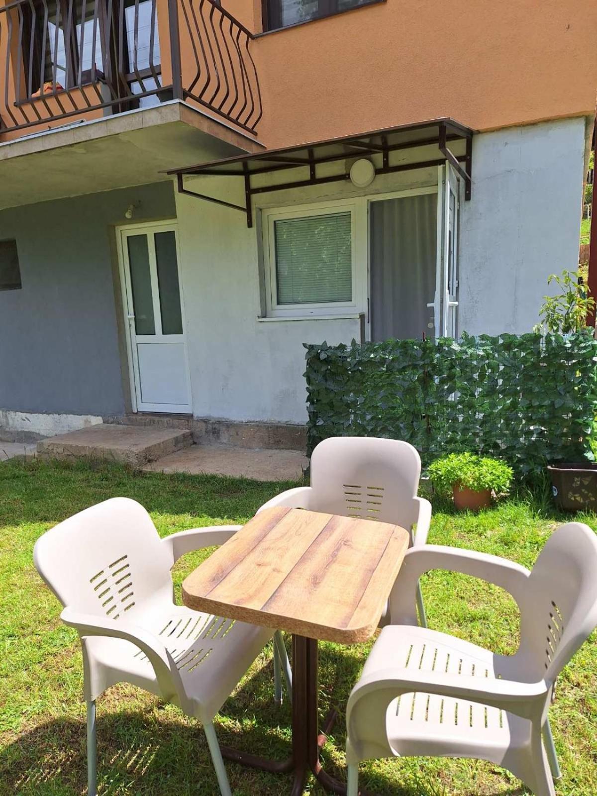 Apartment Buklija Плужине Екстер'єр фото