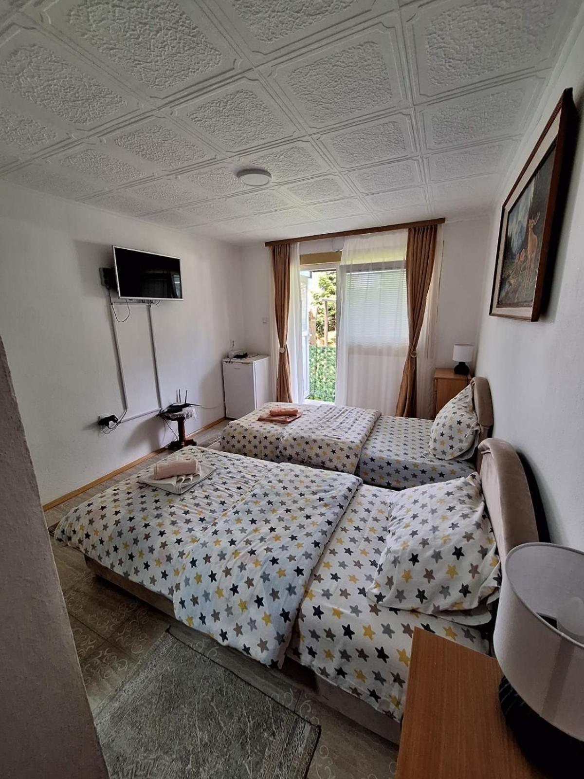 Apartment Buklija Плужине Екстер'єр фото